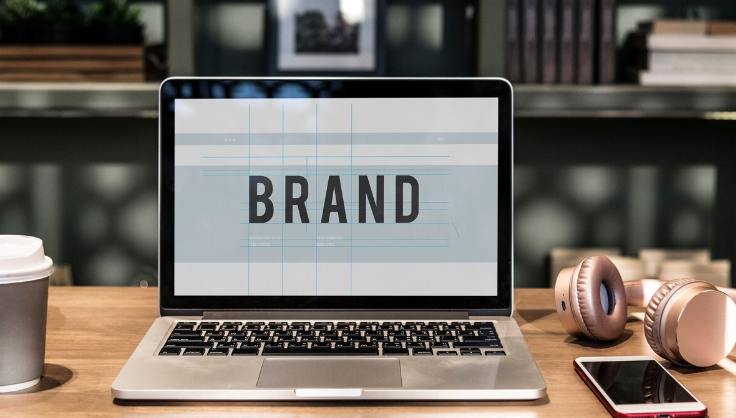 Offline Branding: How to Bring Online Apparel Brands Offline